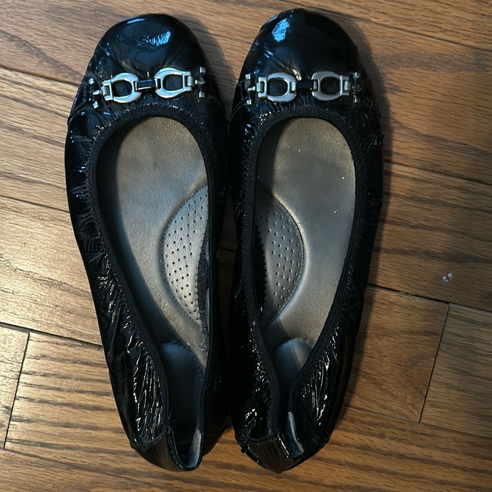 Me Too Black Patent Flats